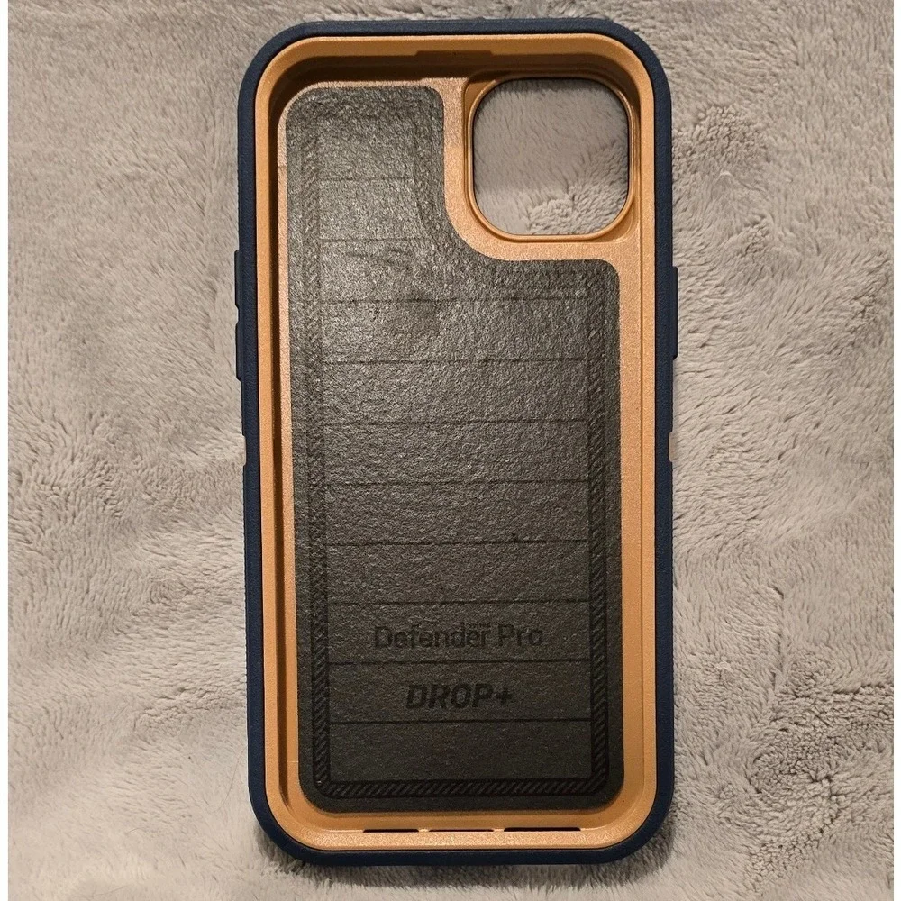 OtterBox Defender Pro Series Case‎ for iPhone 14 Plus Drop Tested Tan/Blue